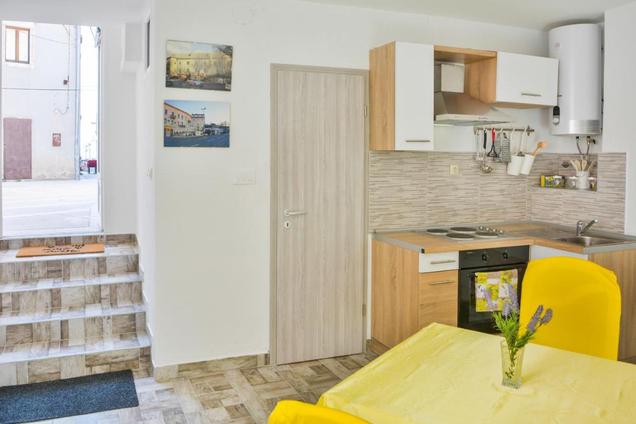 Ferienwohnung Bellatrix Senj  Exterior foto