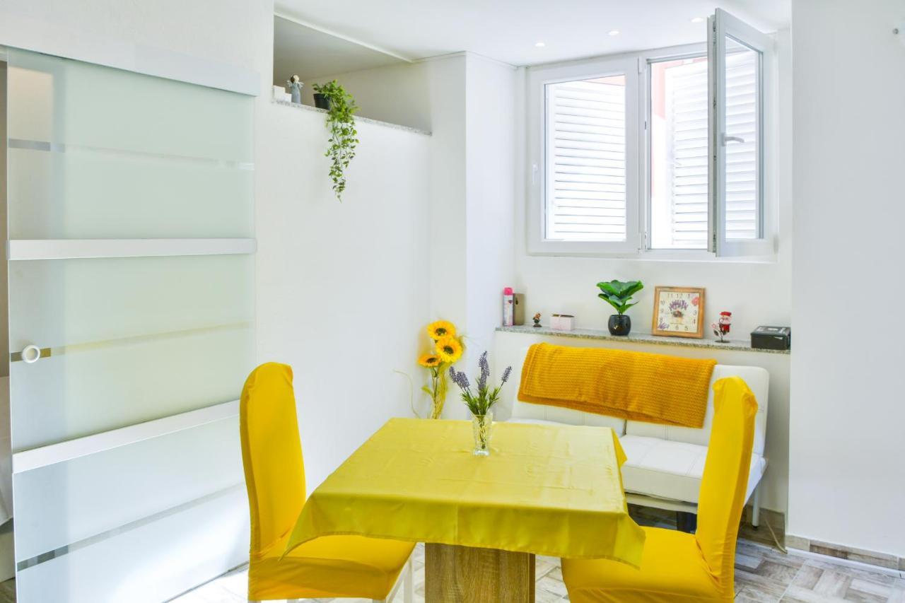 Ferienwohnung Bellatrix Senj  Exterior foto